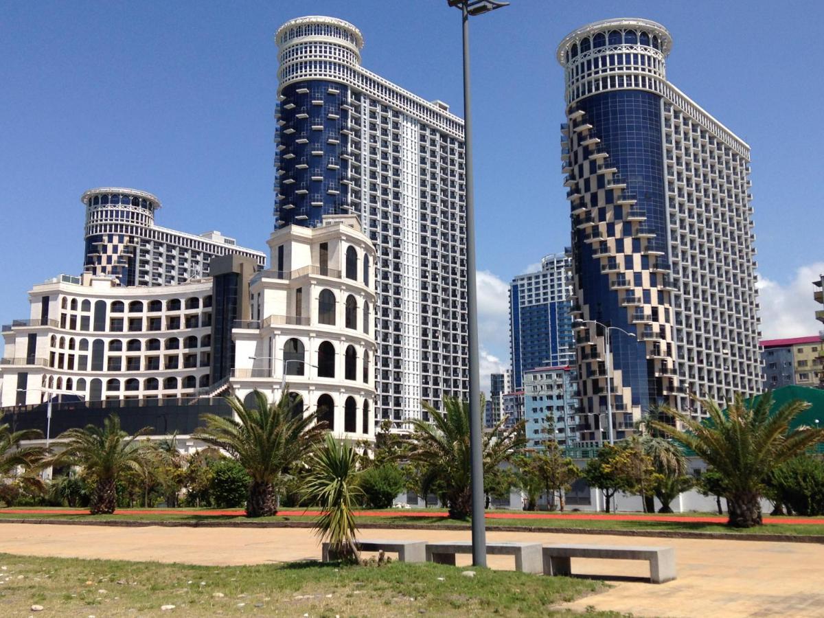 Apart Hotel Orbi Batumi Exteriör bild