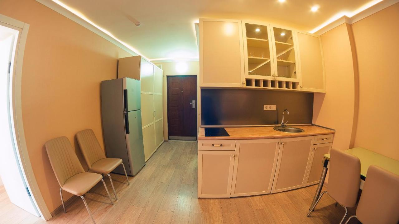 Apart Hotel Orbi Batumi Exteriör bild