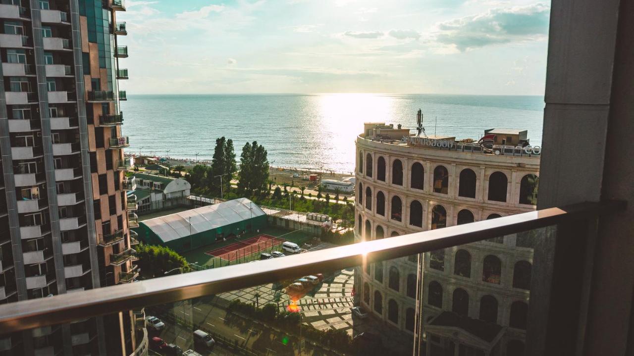 Apart Hotel Orbi Batumi Exteriör bild